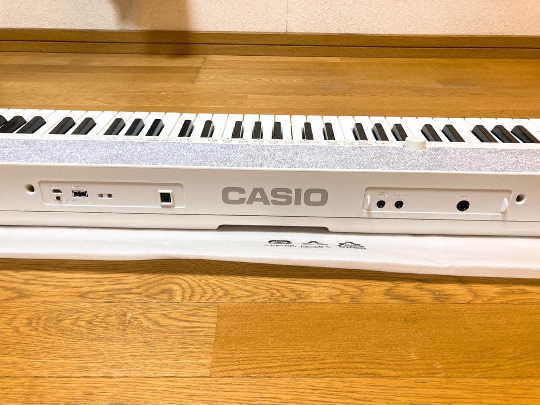 ★ほぼ新品！3点セット★電子ピアノCasiotone CT-S1＋ヘッドホンなど