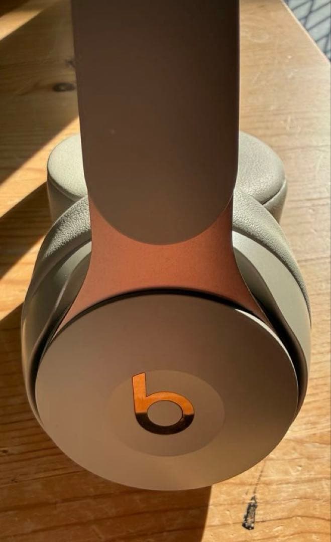 beats solo pro ワイヤレス　ノイズキャンセリング　ヘッドフォン美品