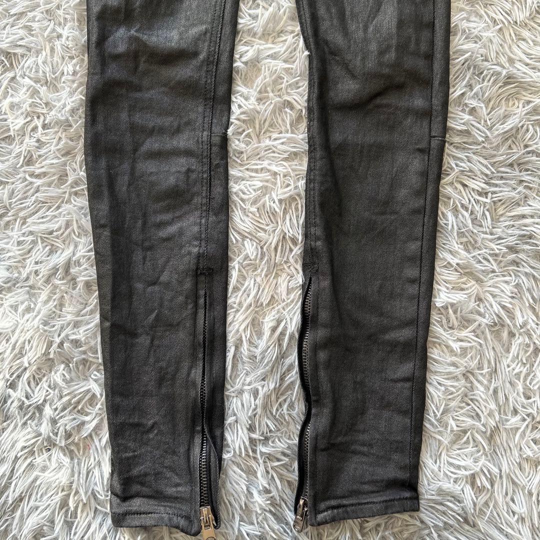 ミニマル mnml ブラック コーティング スキニーデニム 裾 ジッパー ボタン