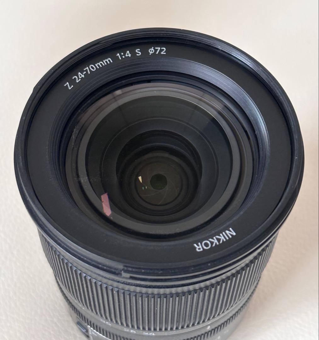 NIKKOR Z 24-70mm f/4 S 保護フィルター&偏光フィルター付き