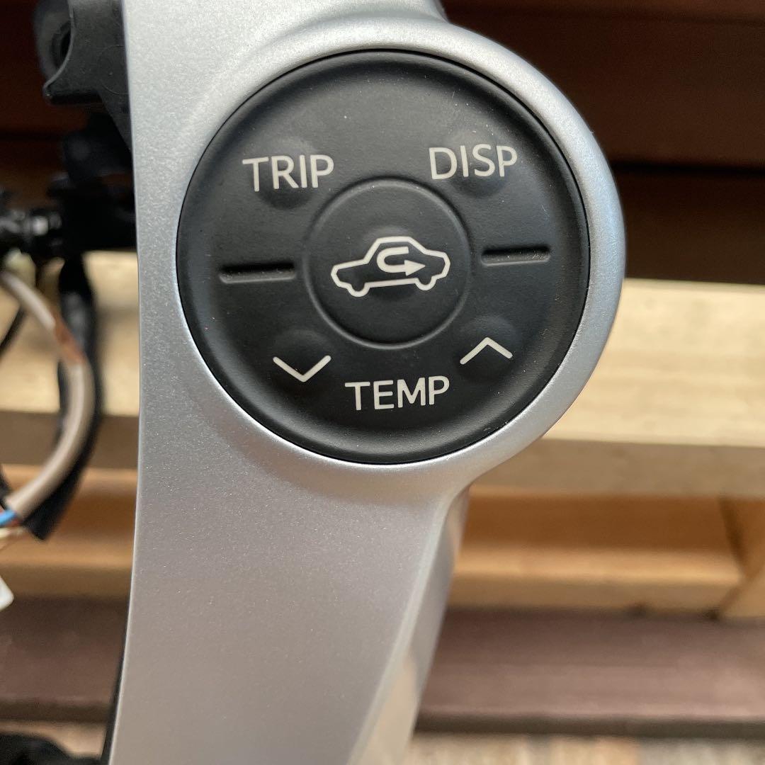 プリウス30前期4点