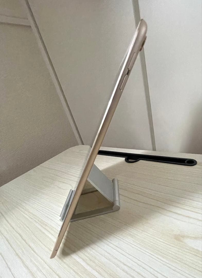 iPad Pro10.5 Wi-Fi + Cellular 256GBゴールド