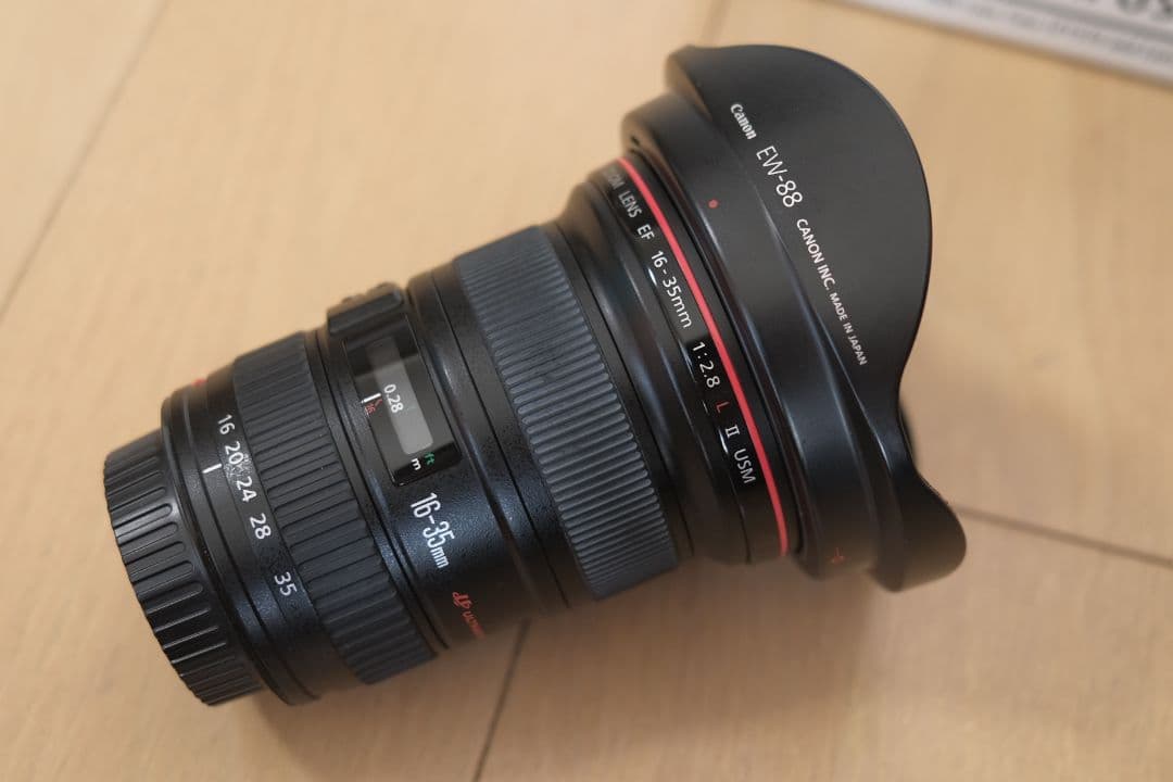 EF 16-35mm f/2.8L II USM ズームレンズ
