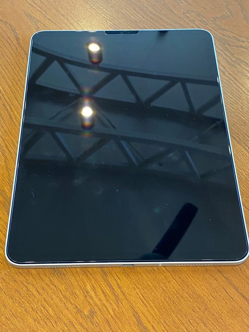 iPad Pro 11インチ Cellular Magic Keyboard付き