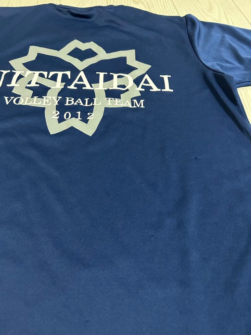 てくてく　 日体大バレーボール　チームシャツ 練習着　紺　値下げしました