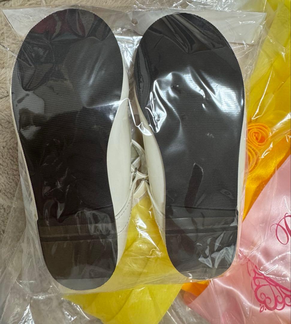 ビビディバビディブティック　3点セット 靴、サッシュ付き　ベル 130 22cm