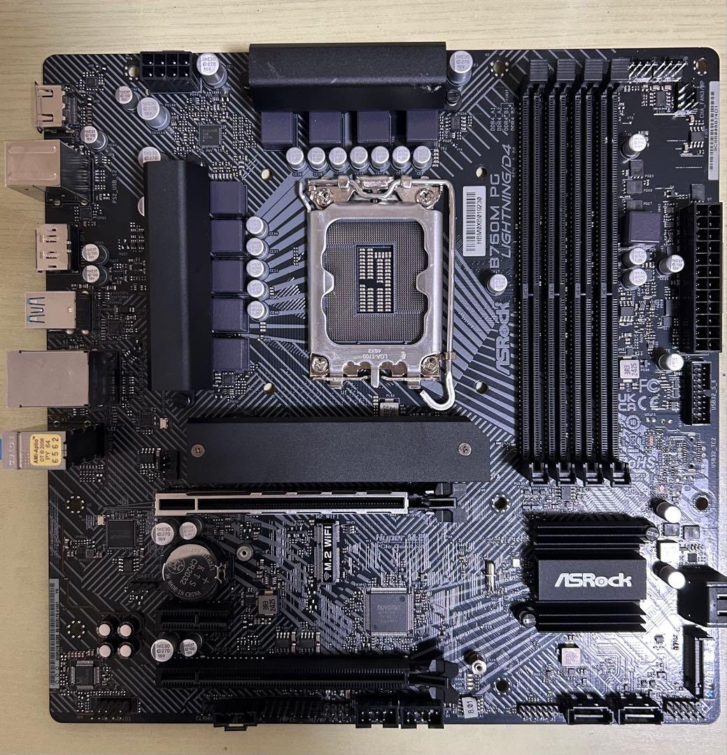 ASRock B760M PG LIGHTNING/D4 [使用期間 3ヶ月]