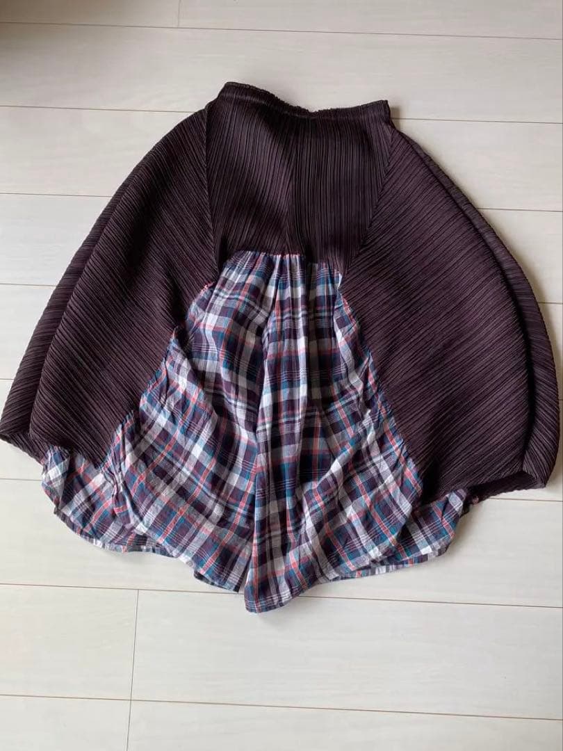 希少　プリーツプリーズ　イッセイミヤケ