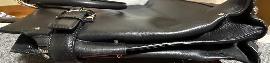 【特別セール中】 はなちゃん:フェラガモ黒 ハンドバッグ/ビジネスバック