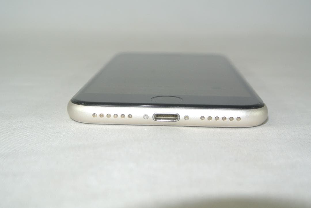 Apple iPhoneSE(第3世代)128GB SIMフリーMMYG3J/A