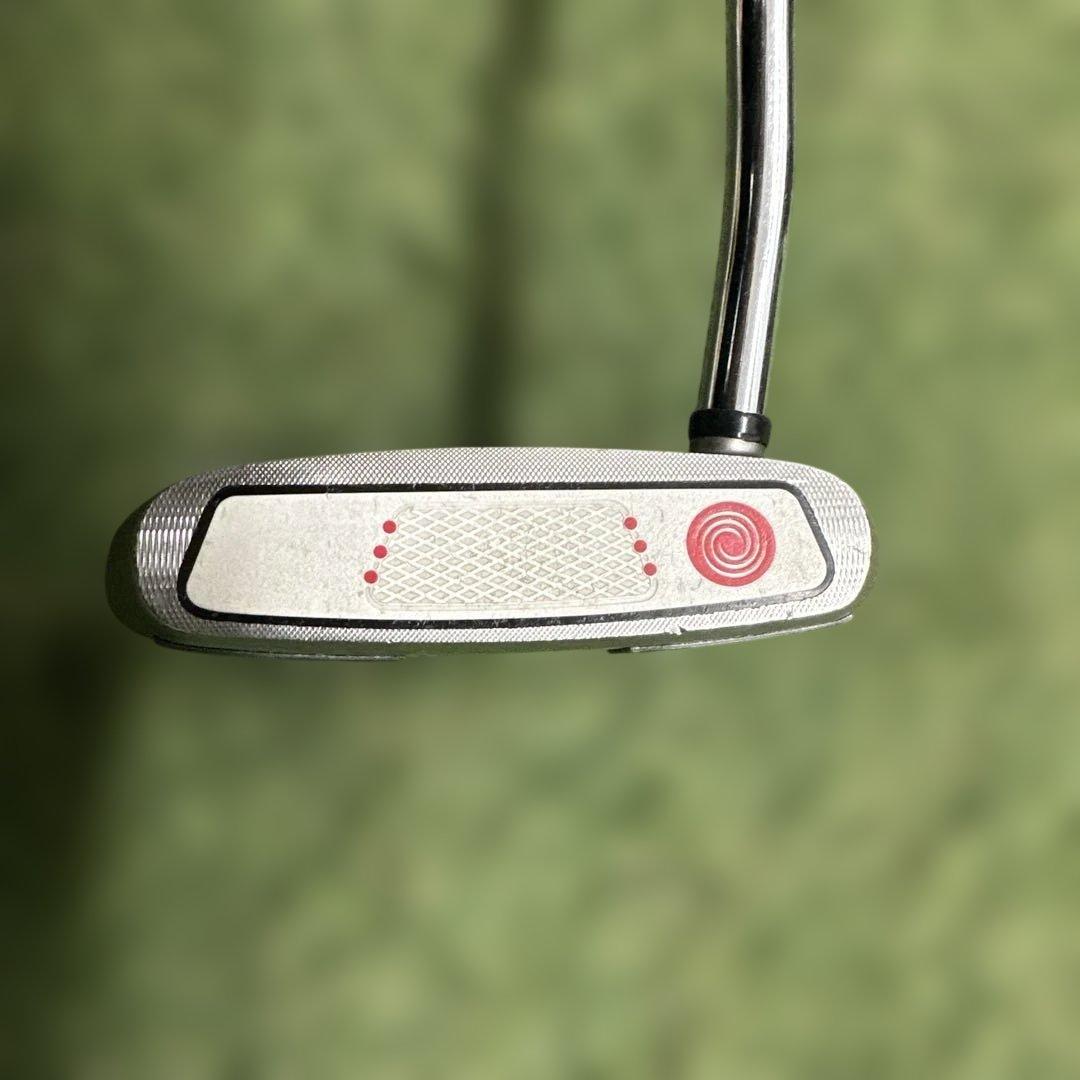 Odyssey Sabertooth+SuperStrokeグリップ 38インチ