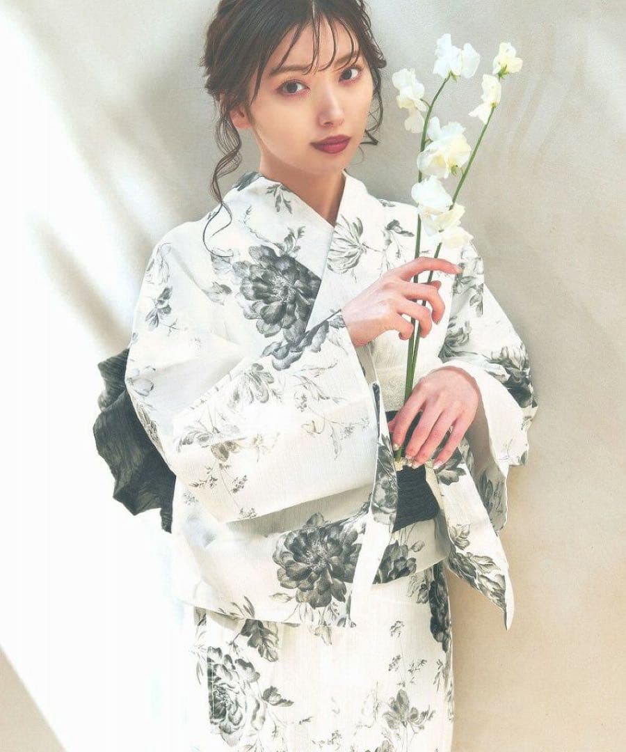 Dita 水彩の十六夜色