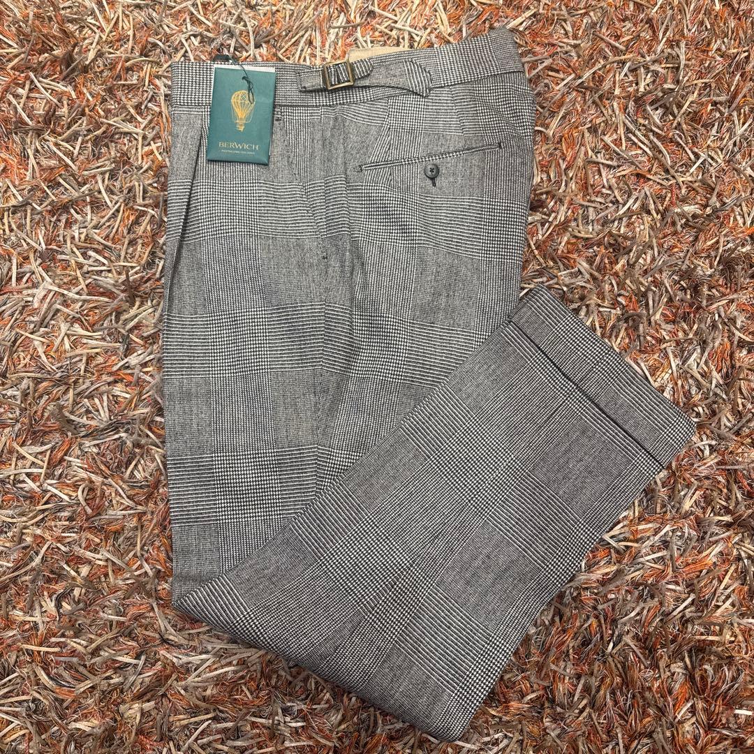 新品　BERWICHベルウィッチ　サルーテ　秋冬ウール　グレンチェック　46