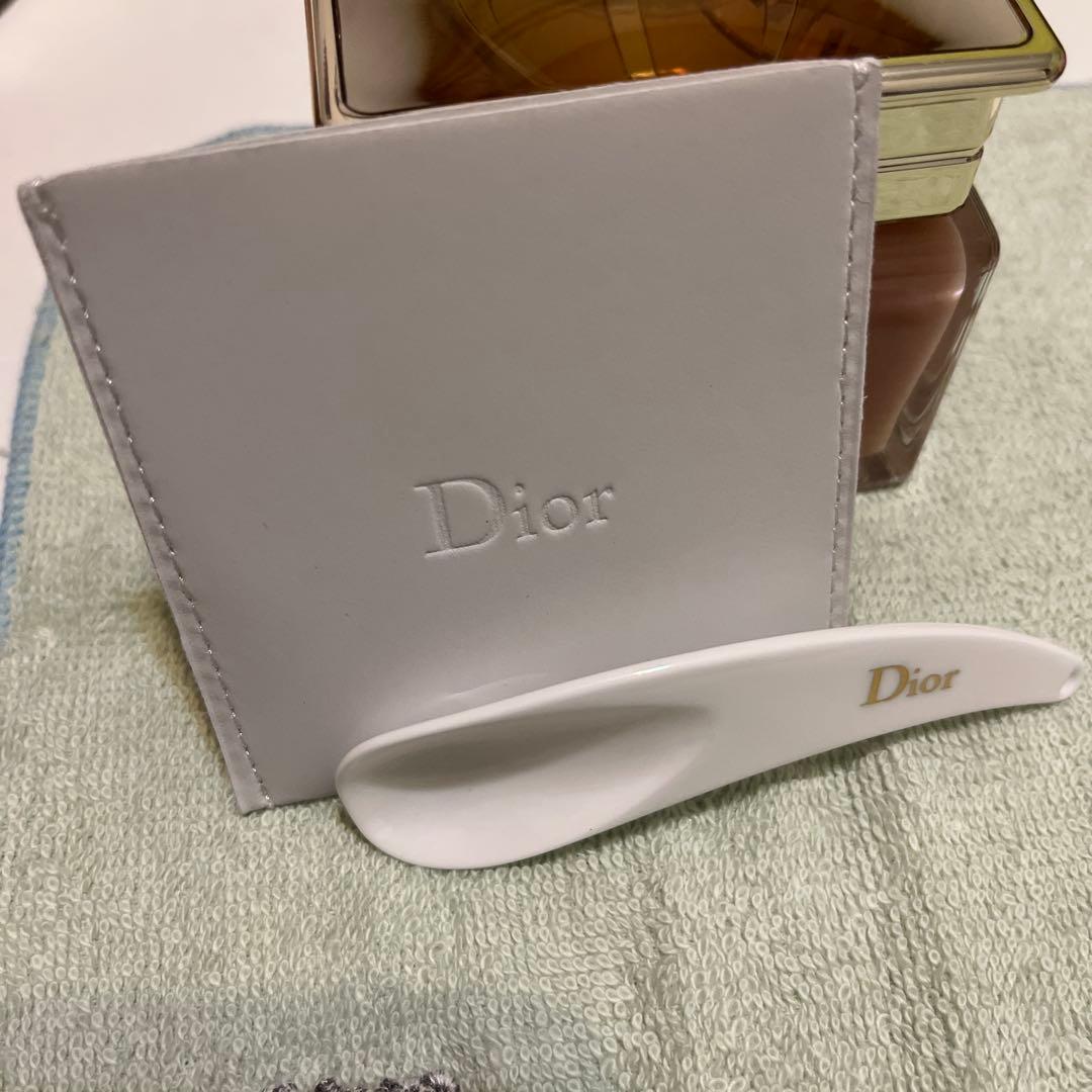 DIOR プレステージ ル ゴマージュ