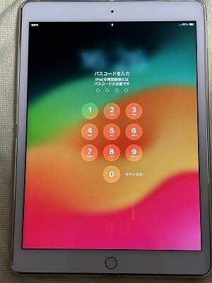 iPad第7世代シルバー・ゴールド32GB　セルラーモデル【未使用に近い】