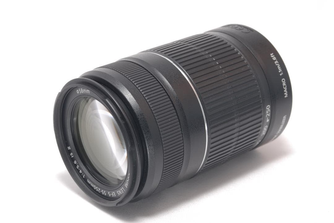 ⭐️手ぶれ補正レンズ⭐️Canon EF-S 55-250mm IS　望遠レンズ