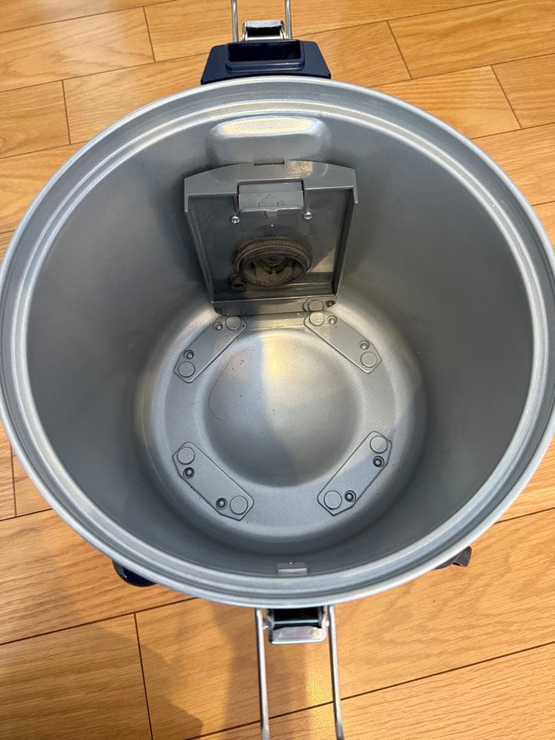 Panasonic 業務用 掃除機 MC-G3000P