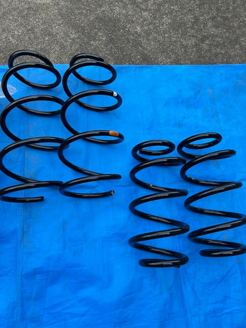 30系ヴェルファイア後期Ｘ 純正サスペンション新車外し