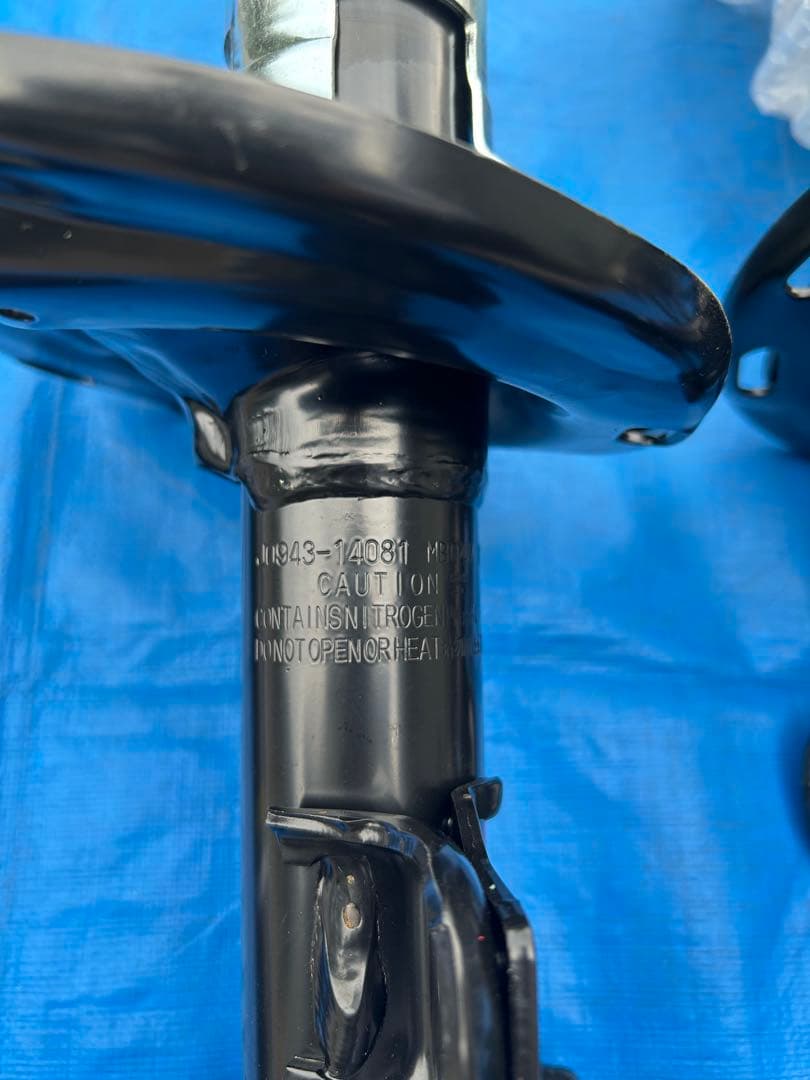 30系ヴェルファイア後期Ｘ 純正サスペンション新車外し