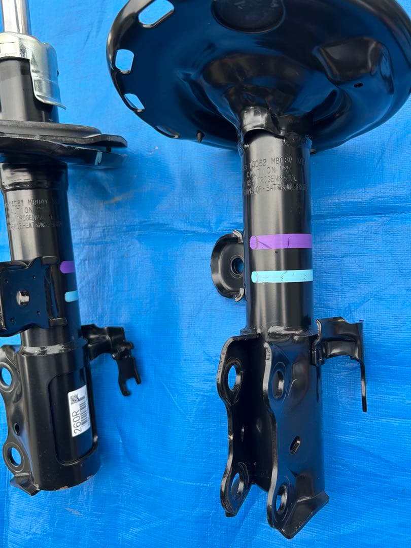 30系ヴェルファイア後期Ｘ 純正サスペンション新車外し