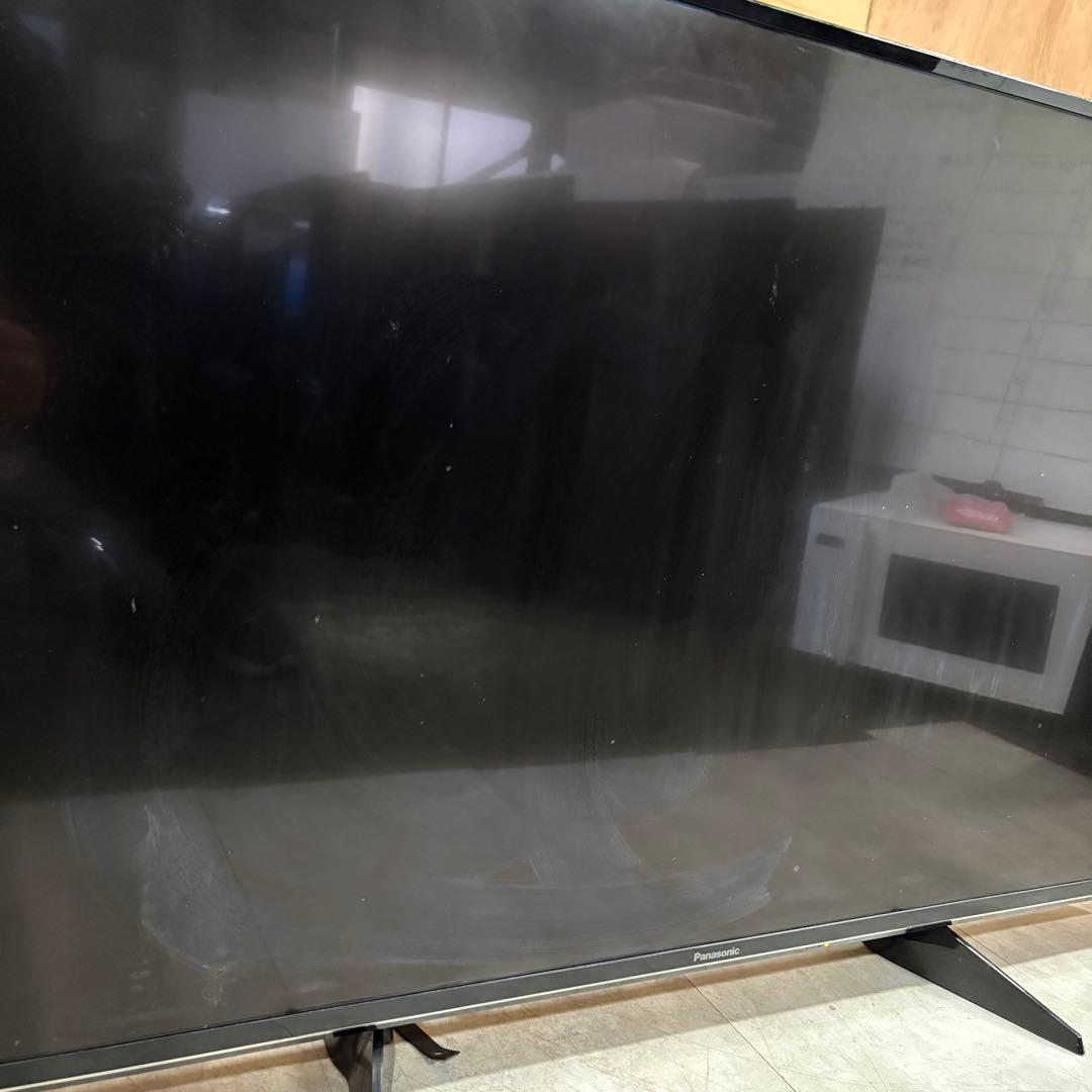 一都三県限定　配送無料　4K液晶テレビ　Panasonic 49インチ