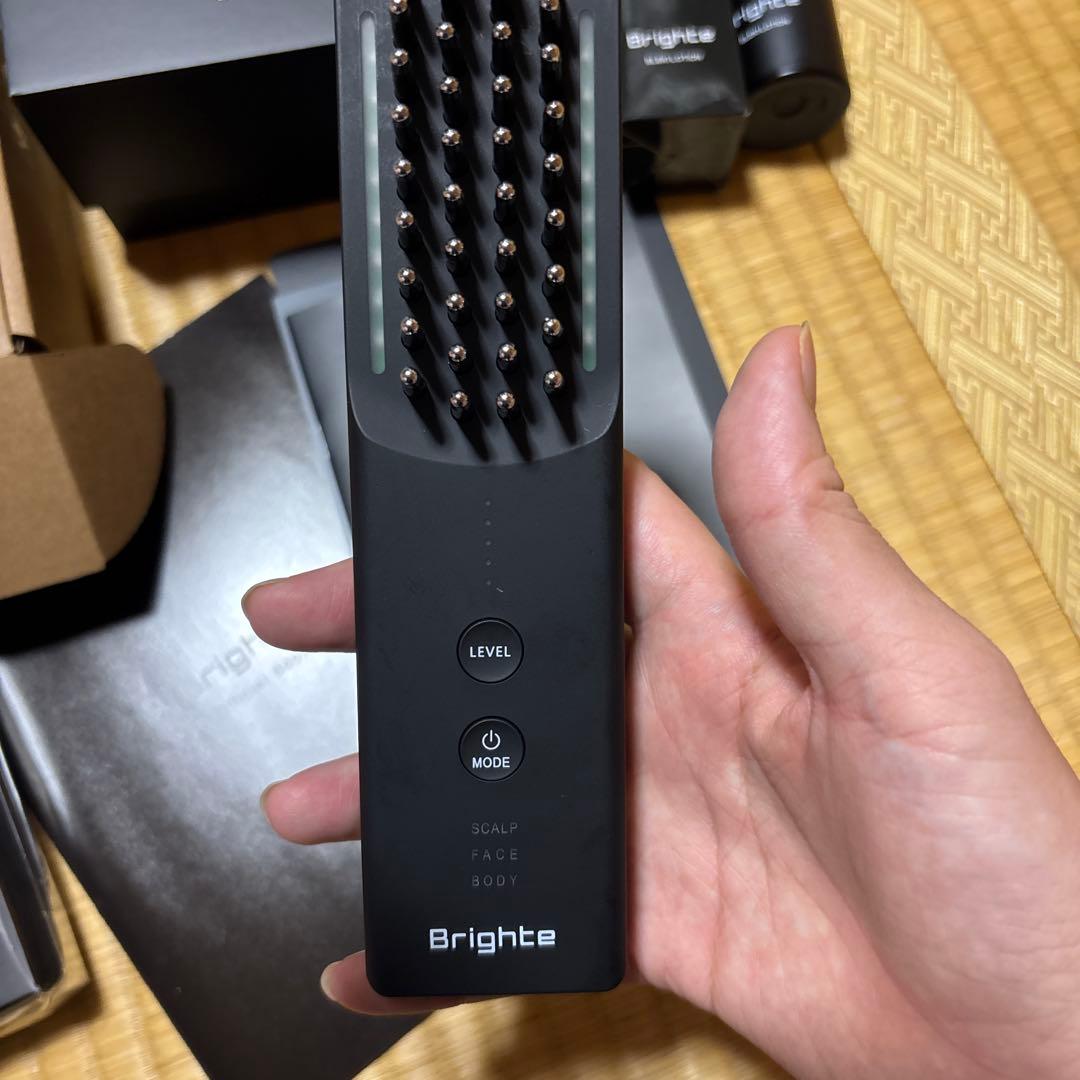 Brighte エレキブラシ　新品ローション付き　新品リフトマスク付き