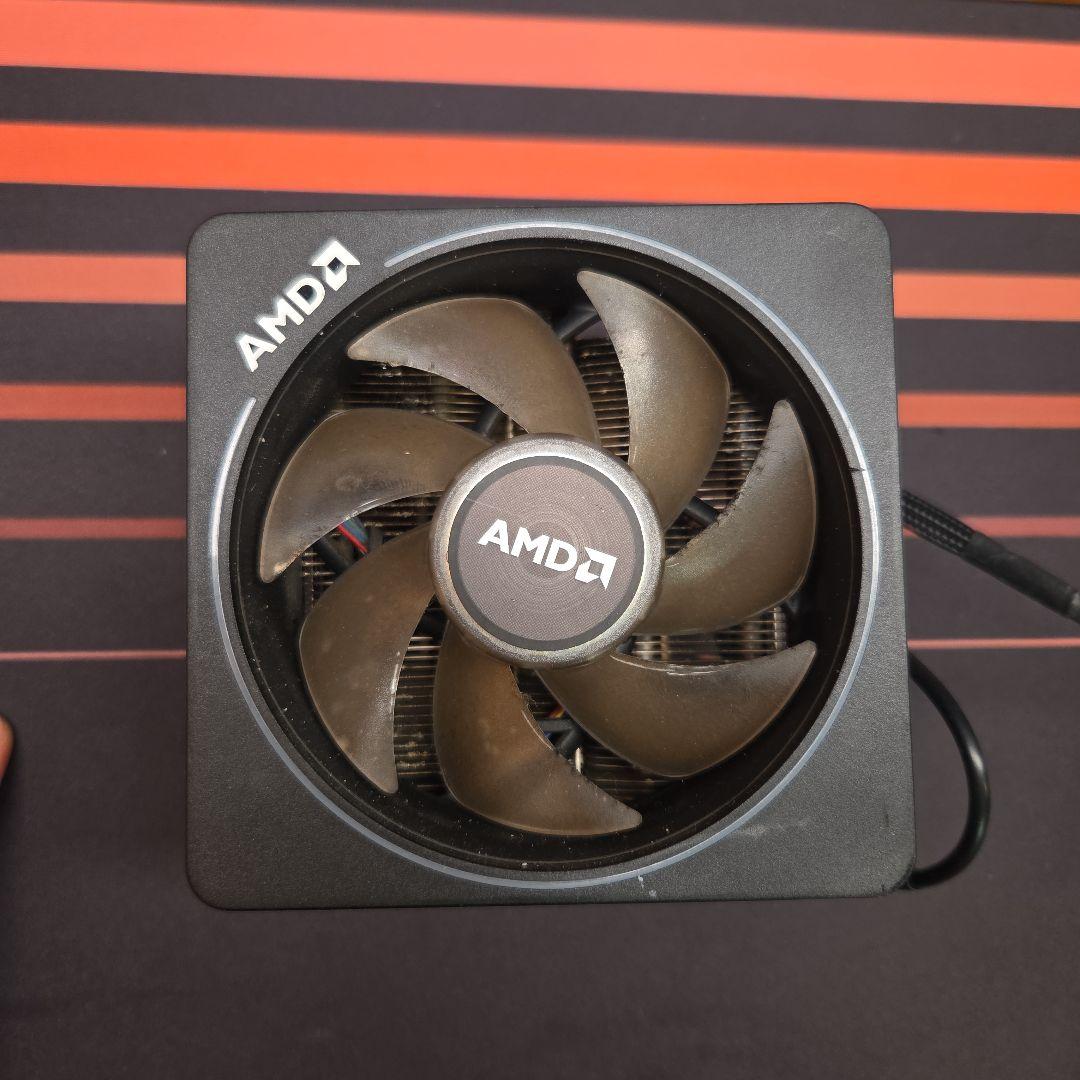 AMD Ryzen 7 3700X 8c/16t　箱　クーラー付き