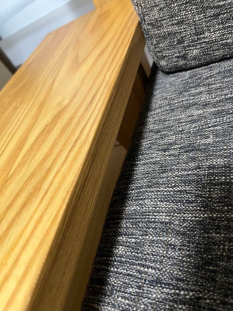 1人掛けソファ 木製フレーム　和室、洋室　OK