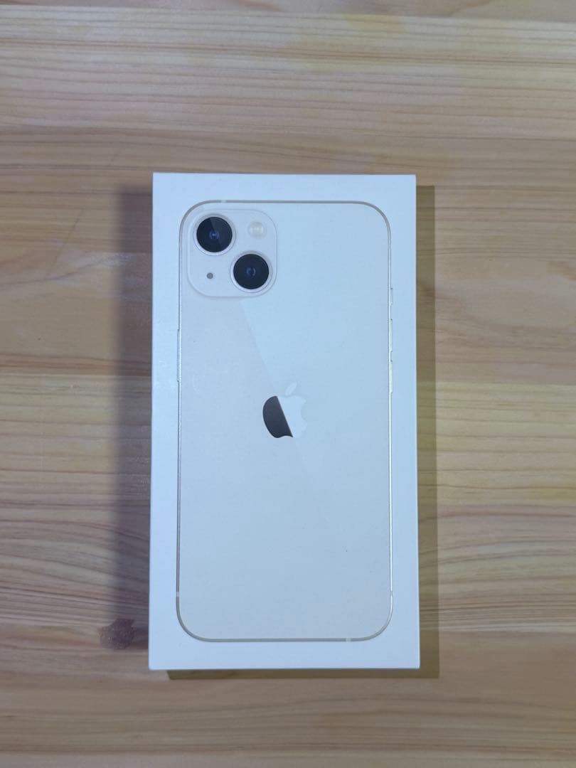 Apple iPhone 13 128㎇　スターライト 新品未開封