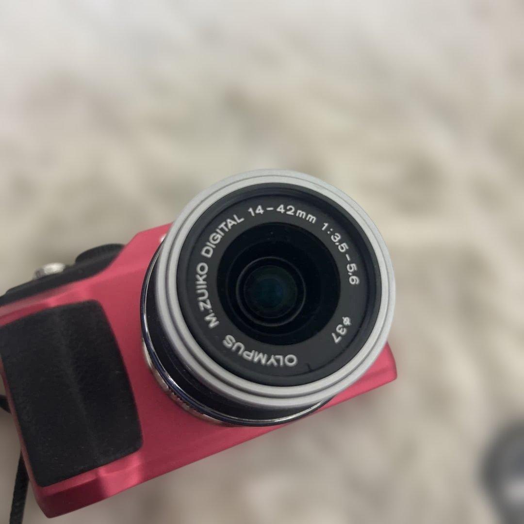 デジタルカメラ E-PL2 ZUIKO DIGITAL 14-42mm F3.5-5.6 II