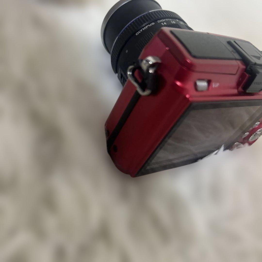 デジタルカメラ E-PL2 ZUIKO DIGITAL 14-42mm F3.5-5.6 II