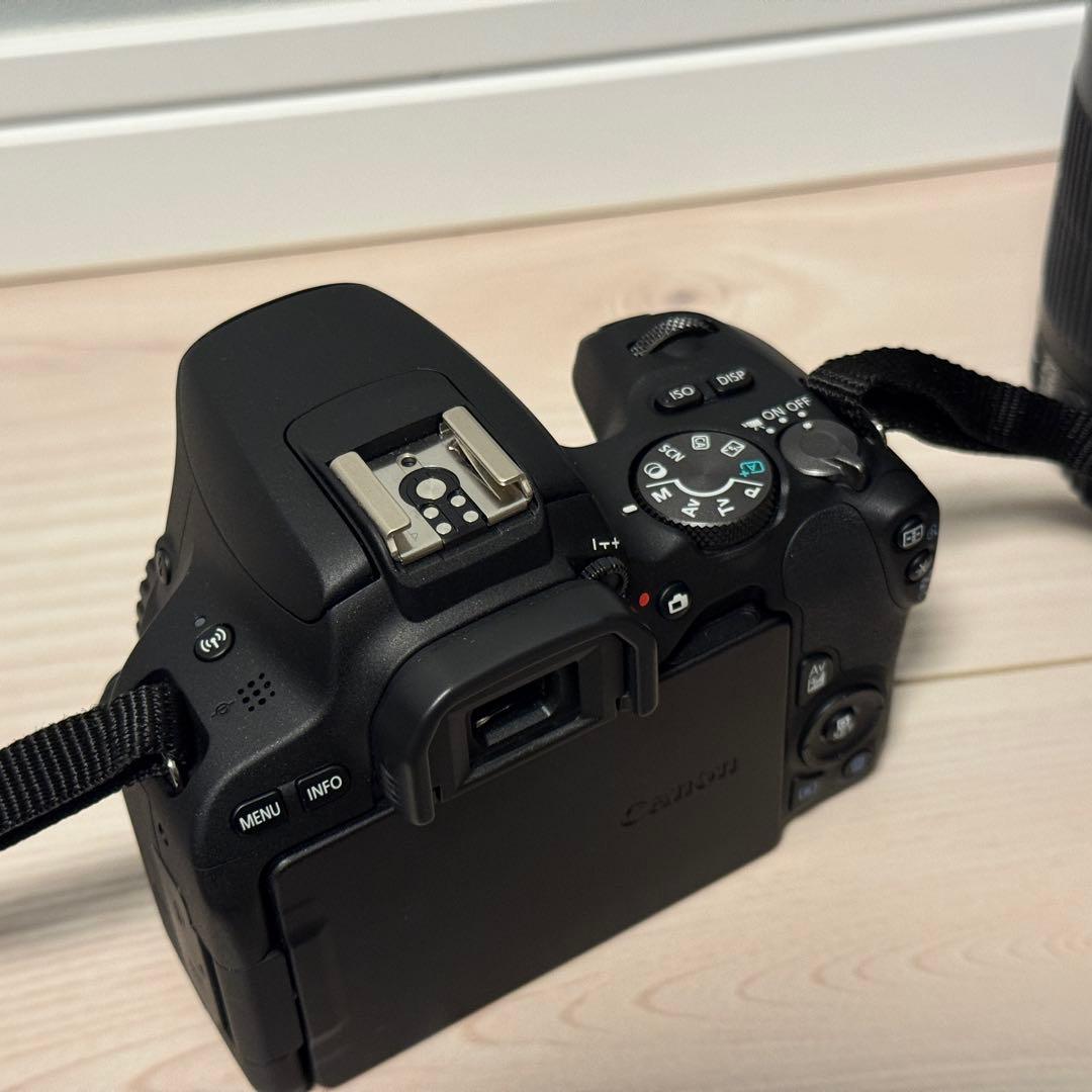 Canon kiss x9 レンズ3本セット+純正バッテリー2個