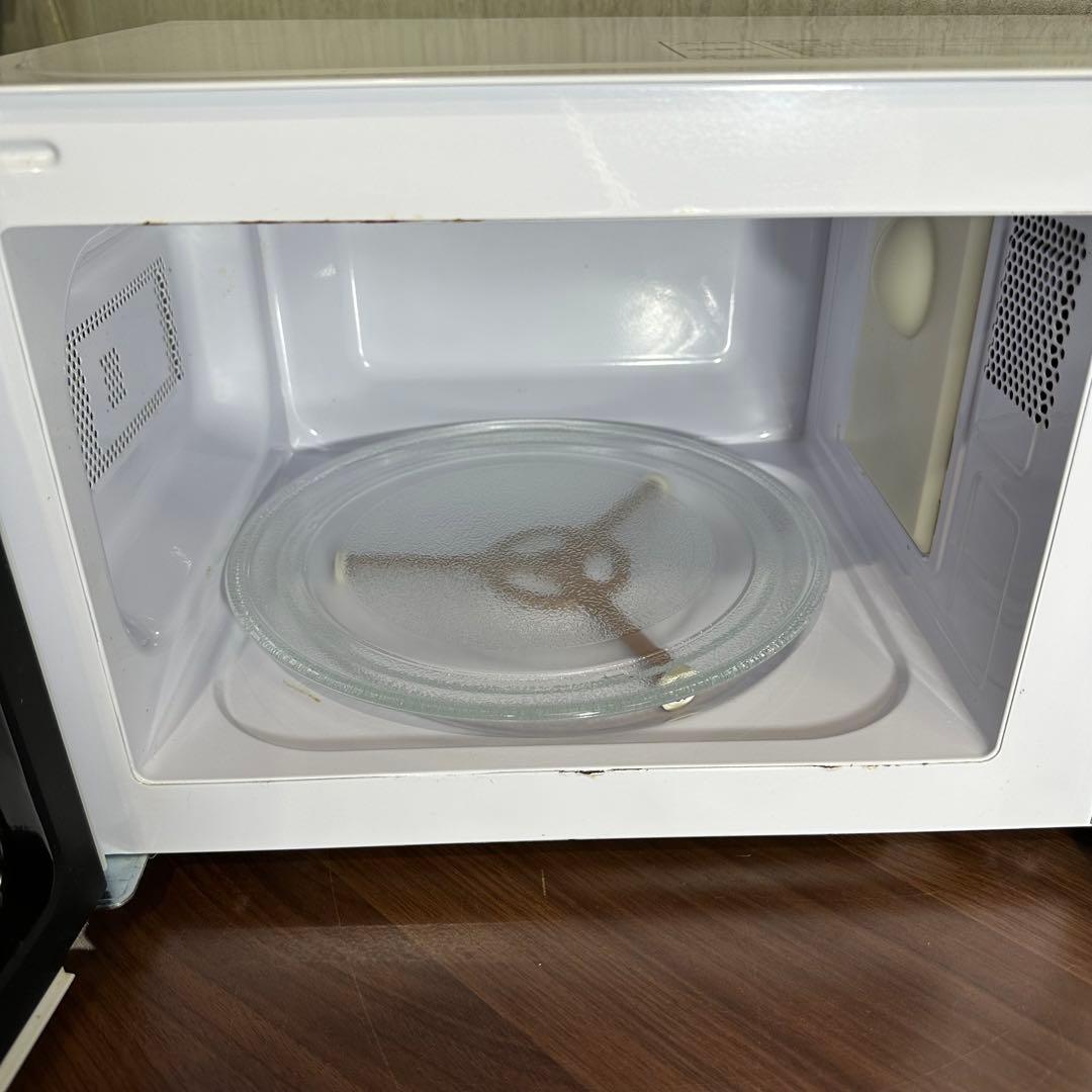 美品　アイリスオーヤマ 電子レンジ IMB-T178-W 23年製