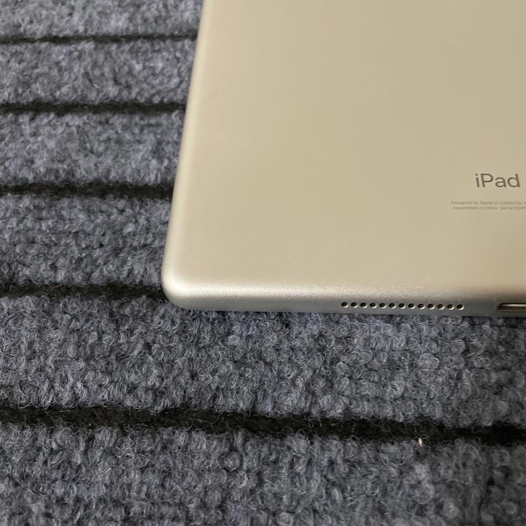 4 iPad 7世代 128GB Wi-Fi シルバー