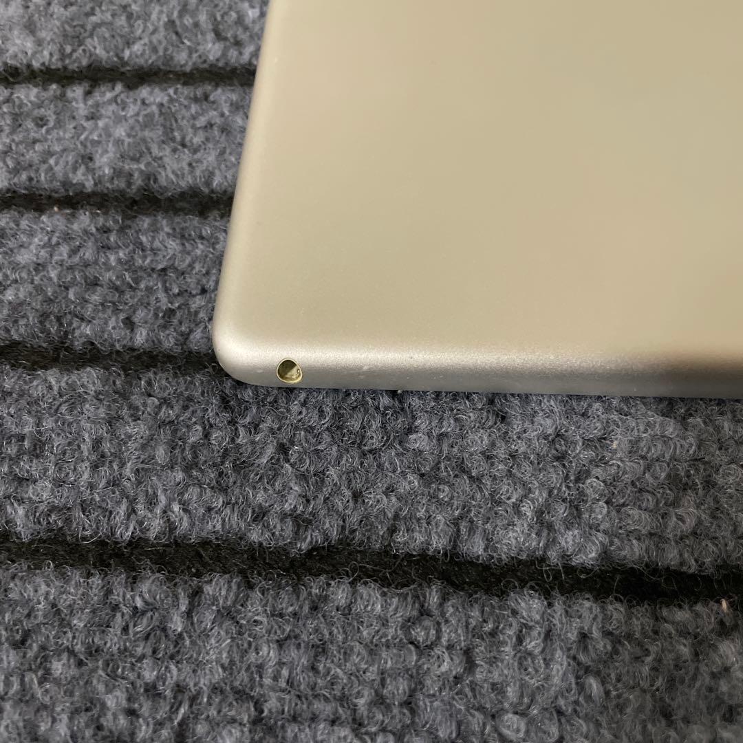 4 iPad 7世代 128GB Wi-Fi シルバー