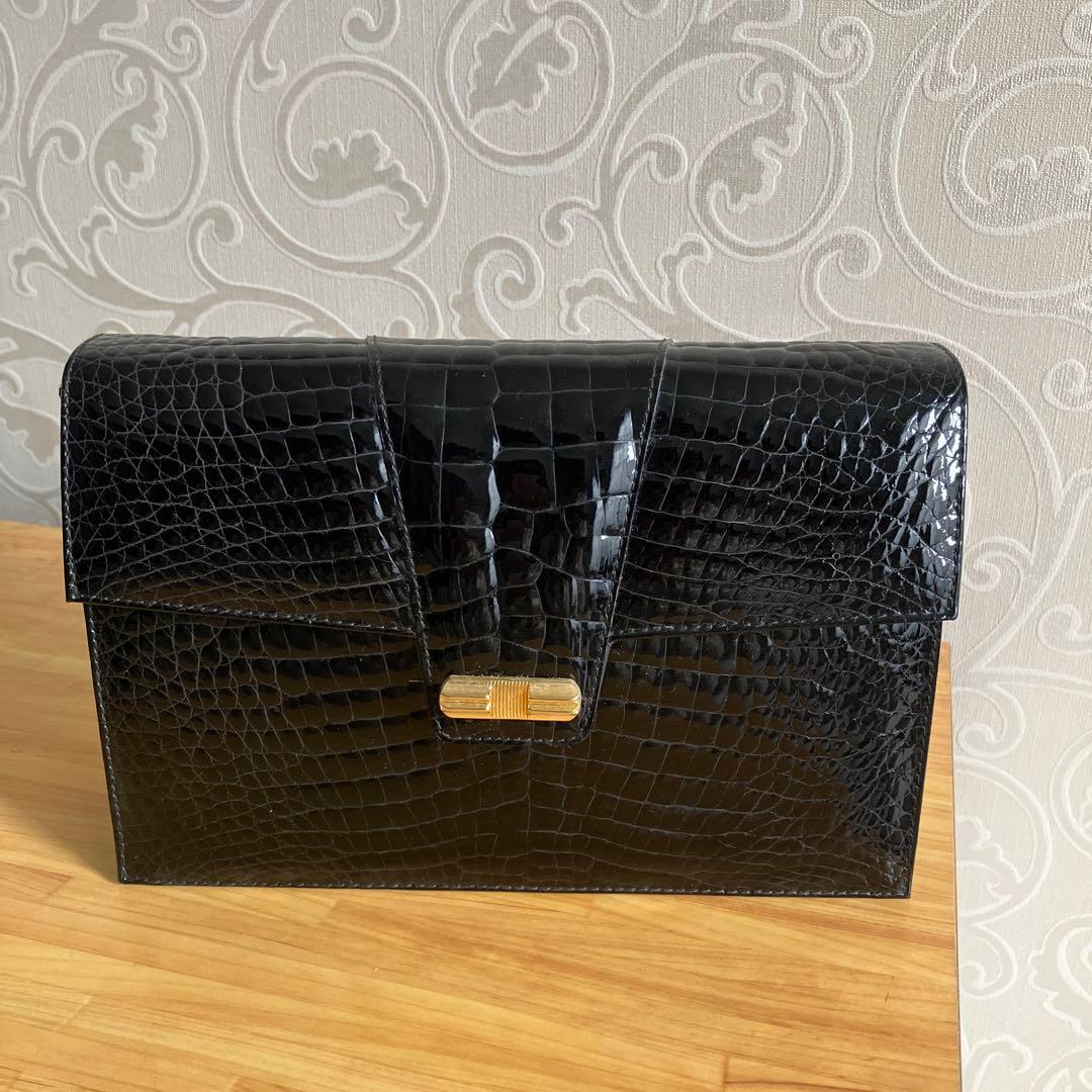 ブラック クロコダイル 本革 クラッチバッグ　イタリア製