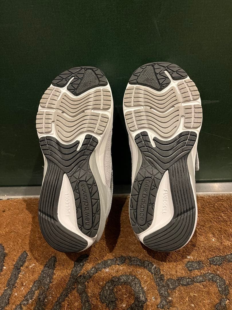 NEW BALANCE 21cm PV990GL6 GRAY 美品 キッズ