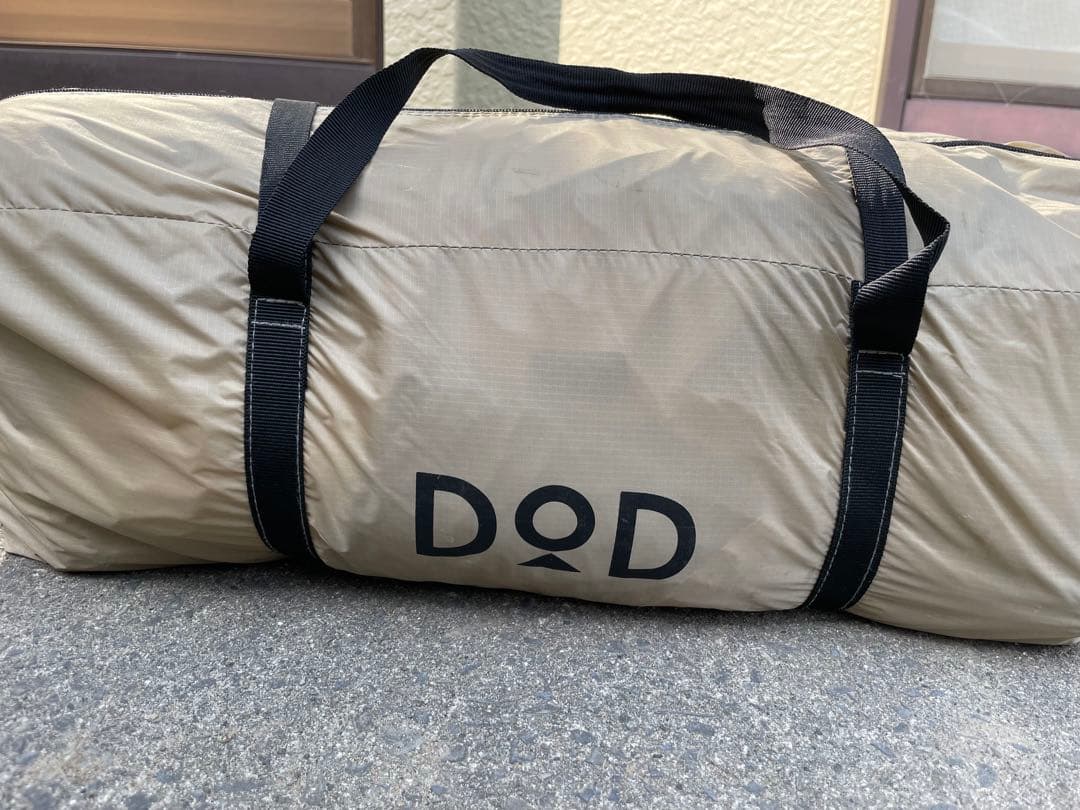 【エイト】　　dod ライダーズバイクインテント　ワンタッチテント