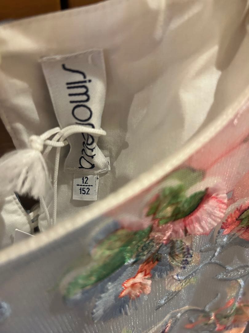 simoretta 花柄刺繍 ドレス　12歳表記