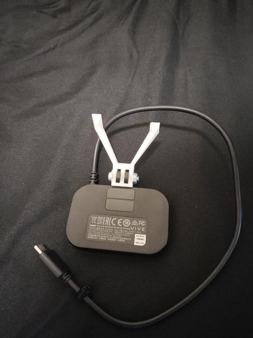 HTC VIVE フェイシャルトラッカー