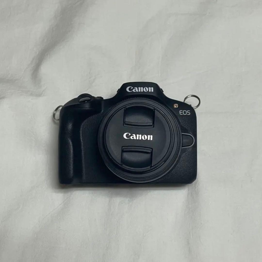 【美品】EOS R100 RF-S18-45 IS STMレンズキット