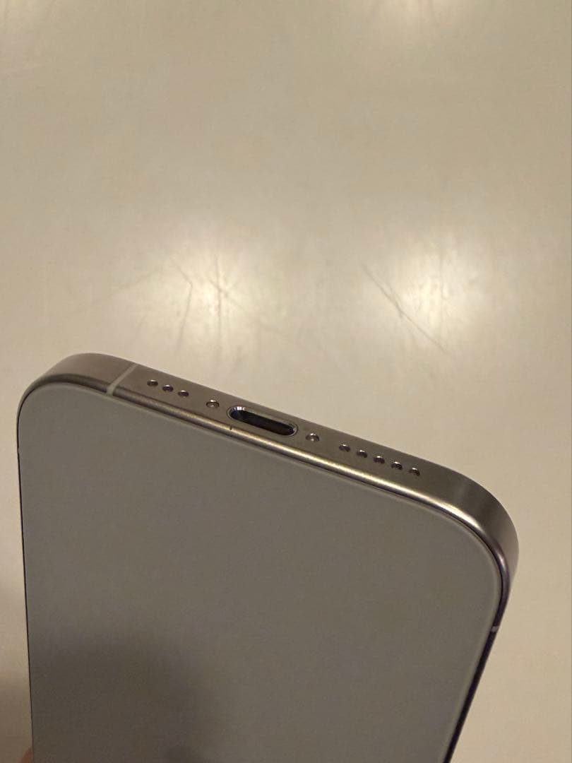 Apple iPhone 15pro 本体 128GB ホワイト