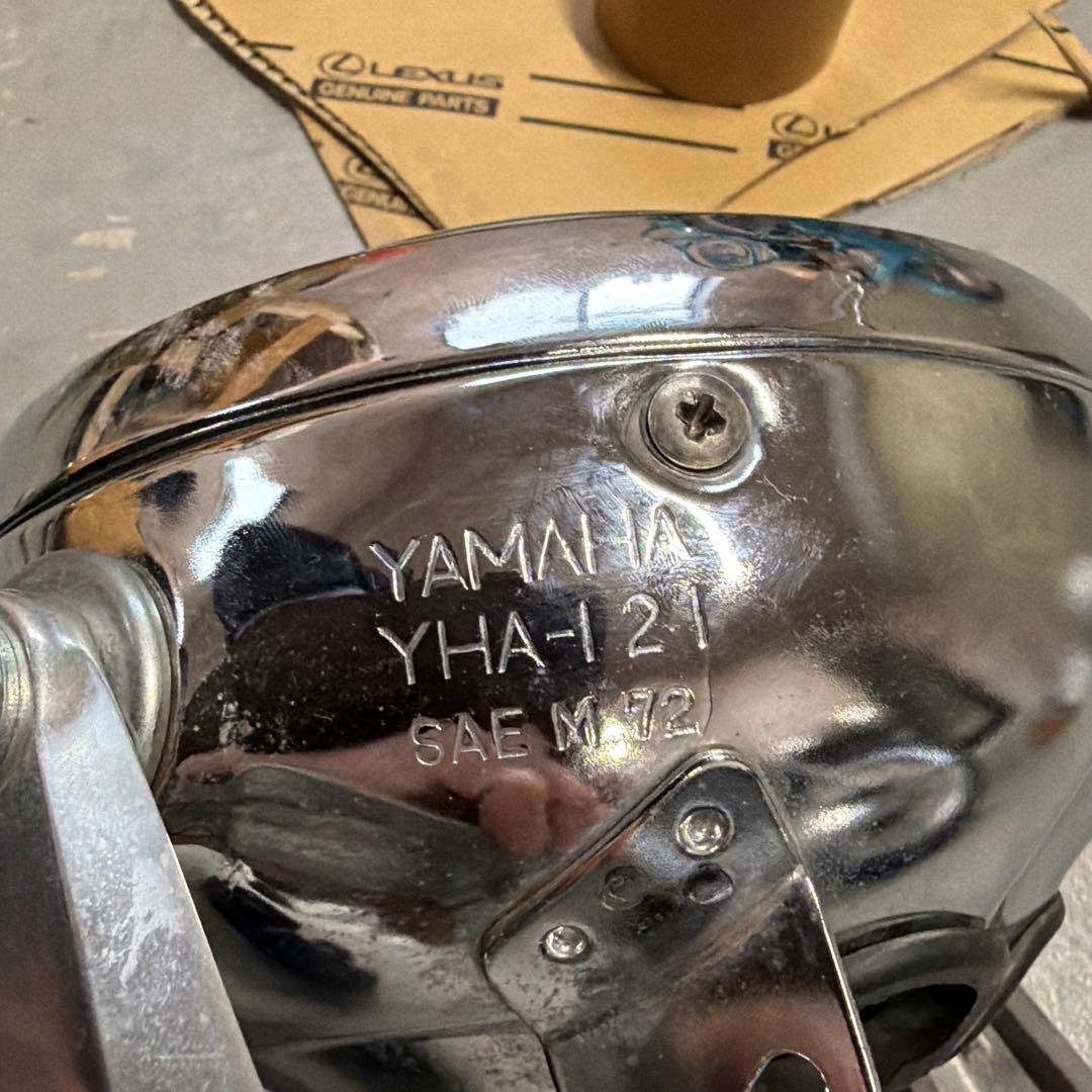 sr400 WMヘッドライトステー　純正ライト