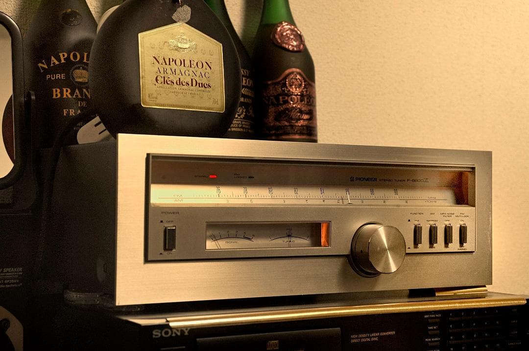 ★PIONEER AM/FM STEREO TUNER F-8800X　♪