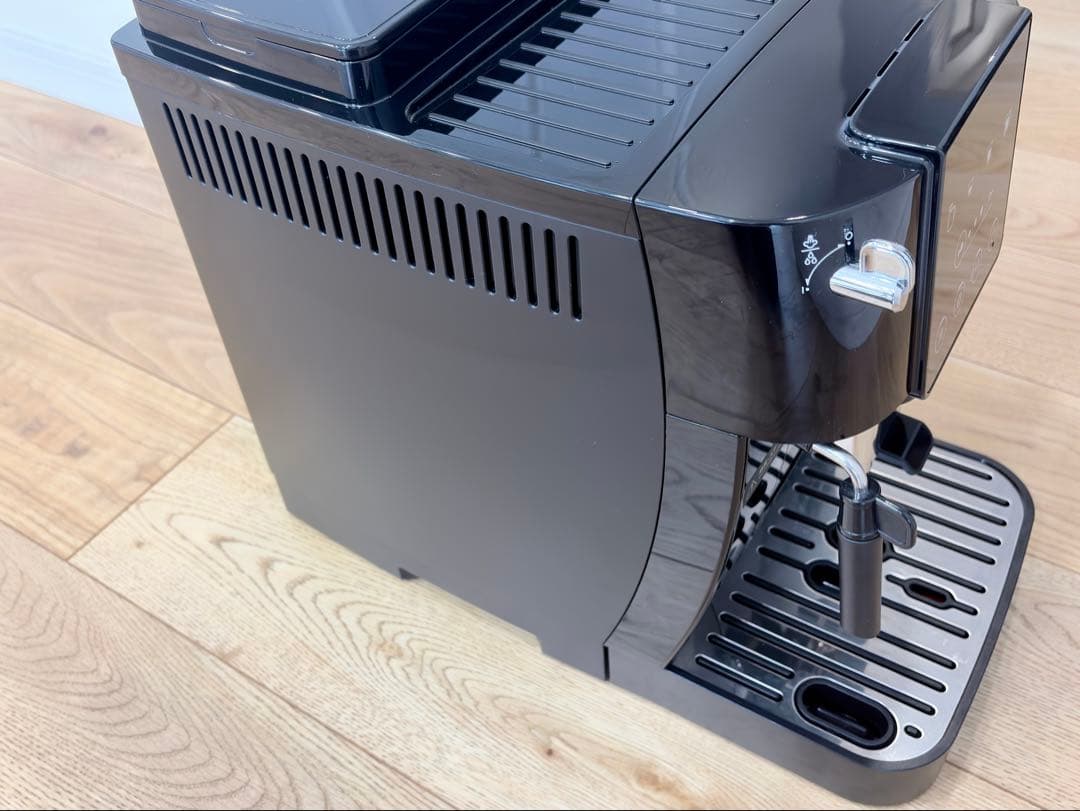 【美品】デロンギ マグニフィカ スタート ECAM22020B