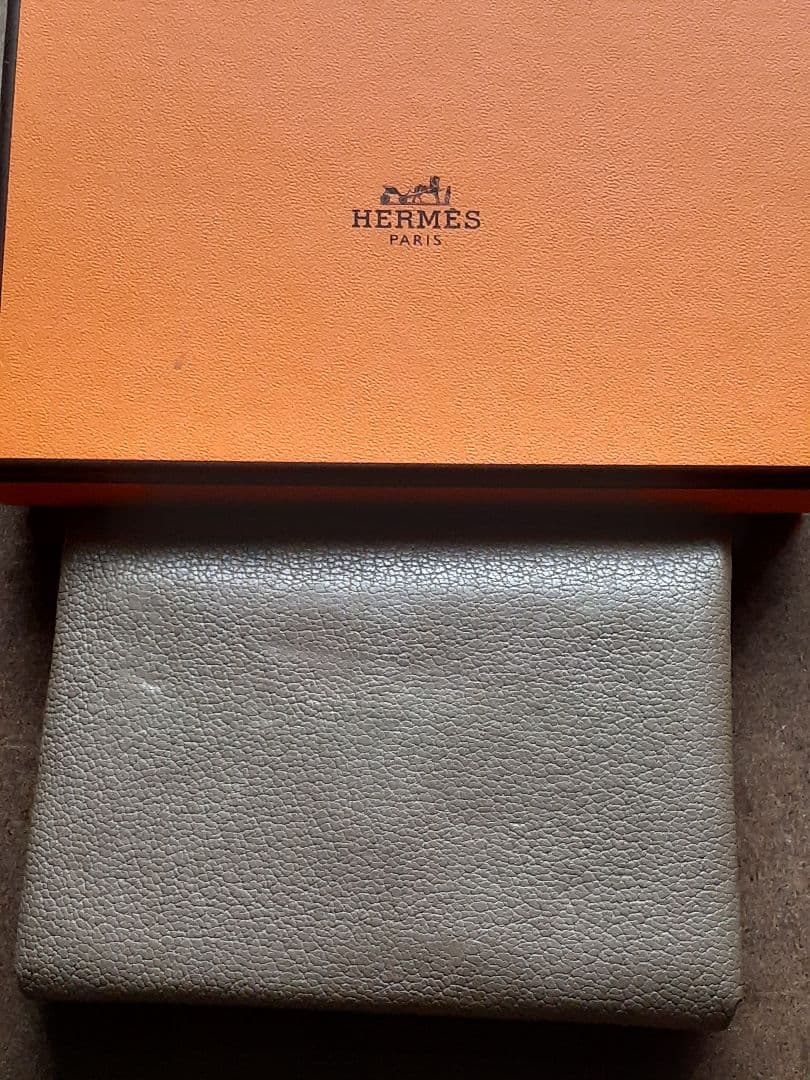 HERMES カルヴィデュオ コンパクト カードケース