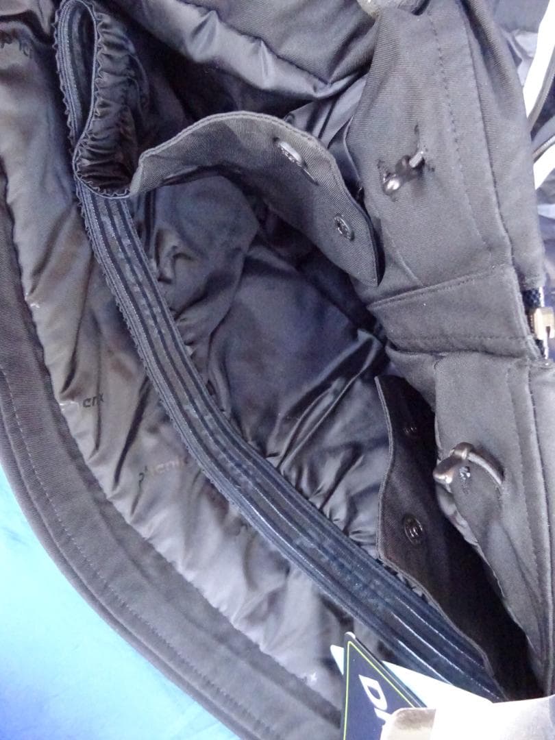 ★未使用★フェニックス★レディースMサイズ スキージャケット ブラック黒 ウェア