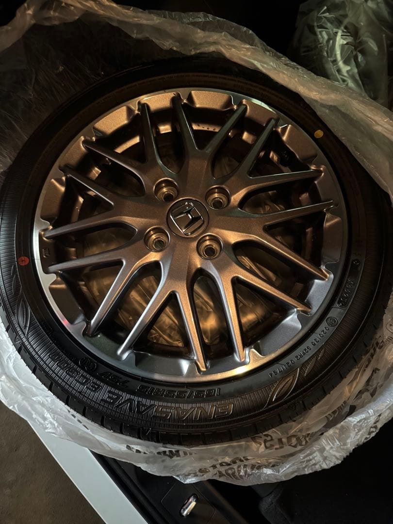 【新車外し】N-BOXカスタムターボ タイヤ・ホイール