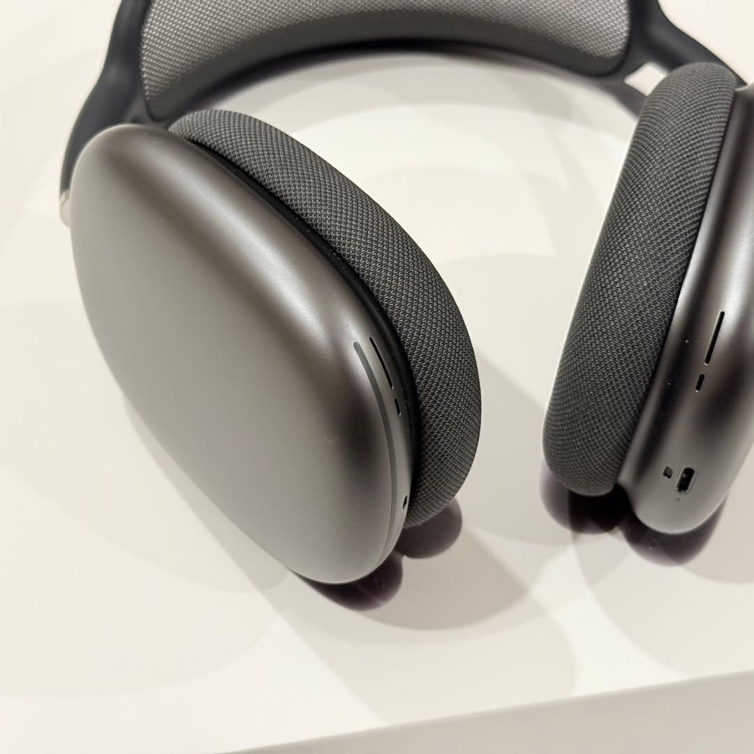 ヘッドホン Apple AirPods Max Space Gray