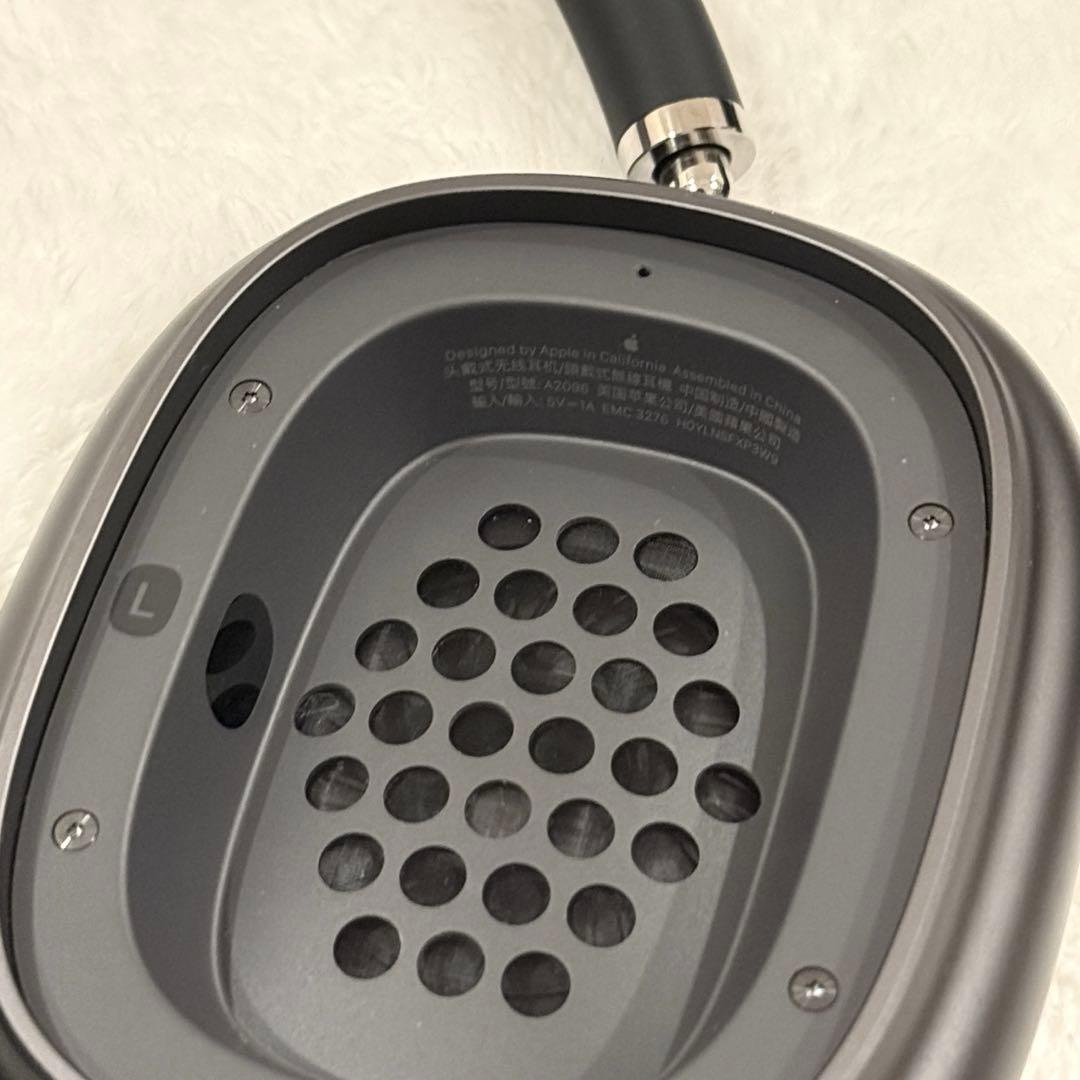 ヘッドホン Apple AirPods Max Space Gray